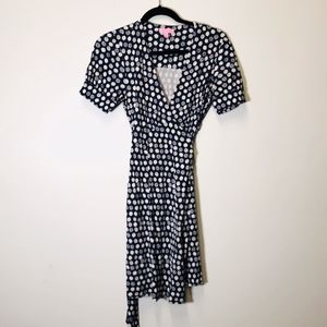 Navy and White Fruit Lilly Pulitzer Wrap Dress (4)